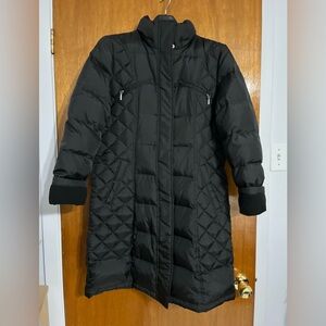 Like new Calvin Klein Down Filled Puffer Jacket with removable hood size medium